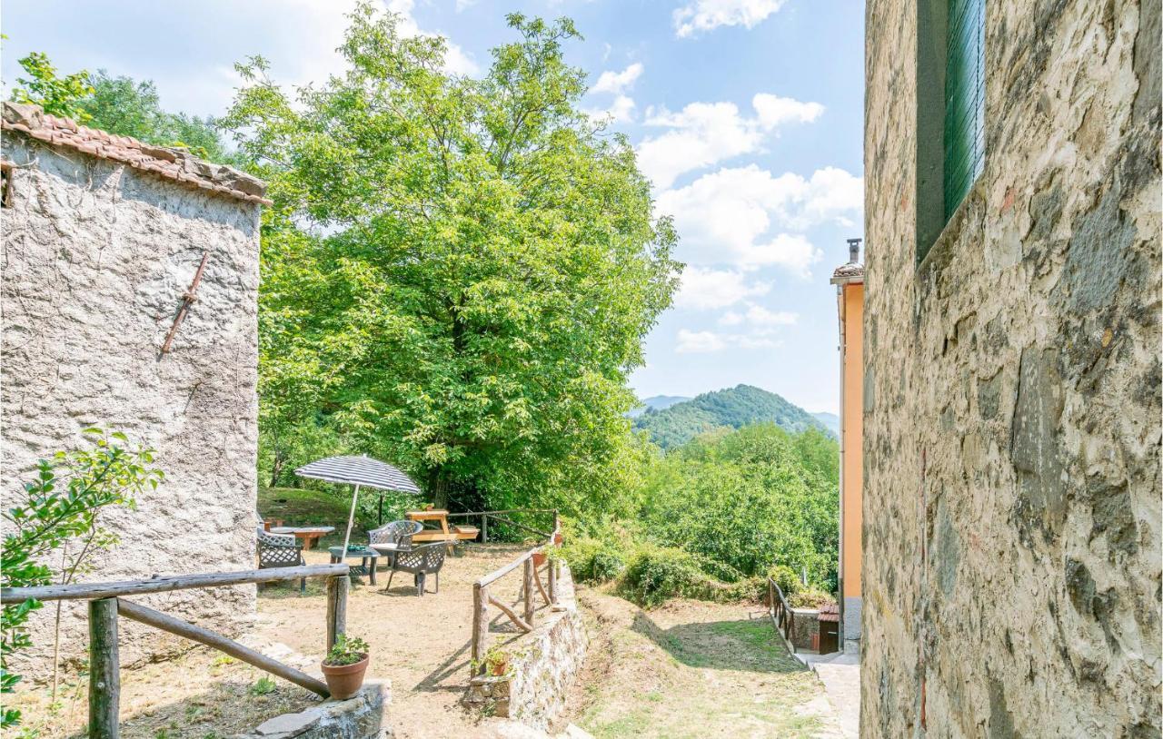 Stunning Home In Longoio With Kitchen Monti di Villa Kültér fotó