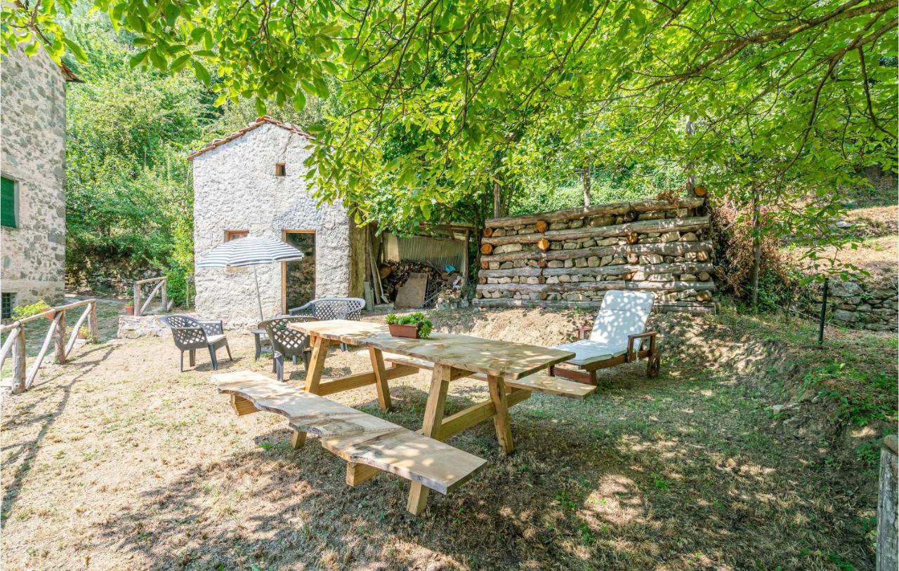 Stunning Home In Longoio With Kitchen Monti di Villa Kültér fotó