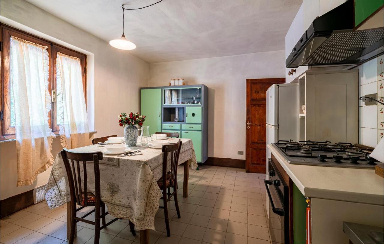 Stunning Home In Longoio With Kitchen Monti di Villa Kültér fotó